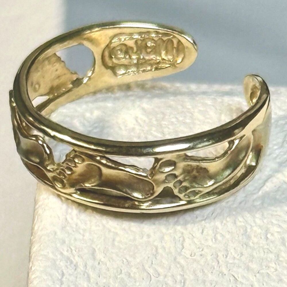Signed JCM 14K Solid Gold Baby Footprint Cutout Toe / Midi Ring (1.00g) - Picture 6 of 12